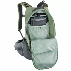 Evoc Trail Pro 16 Protektorrucksack 12 Evoc Trail Pro 16 Protektorrucksack -Zipp Verkaufsladen evoc trail pro 16 protektor rucksack gruen 2021 307223 d