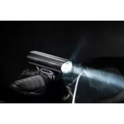 Lezyne Power STVZO Pro 115 Fahrradlicht -Zipp Verkaufsladen lezyne power stvzo pro 115 fahrradlicht schwarz glaenzend 2022 309041 d